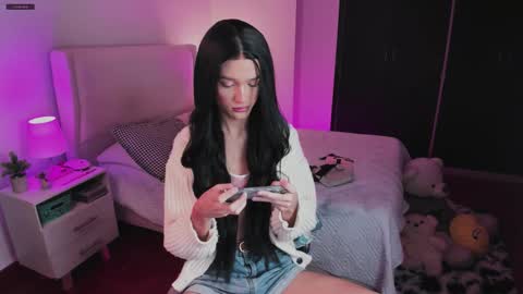 Snapshot of sophiecornett chatting on September 2025 01:27:02 AM online show from September 2025 01:27:02 AM