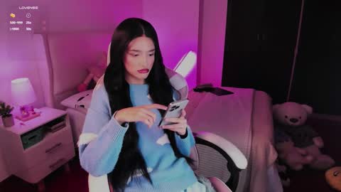 Snapshot of sophiecornett chatting on October 2025 12:33:02 AM online show from October 2025 12:33:02 AM