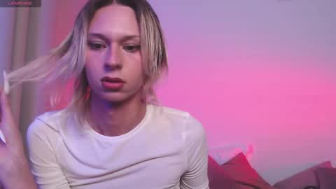 Snapshot of sophiediamond_x chatting on September 2025 07:52:01 PM sophiediamond_x online show from September 2025 07:52:01 PM