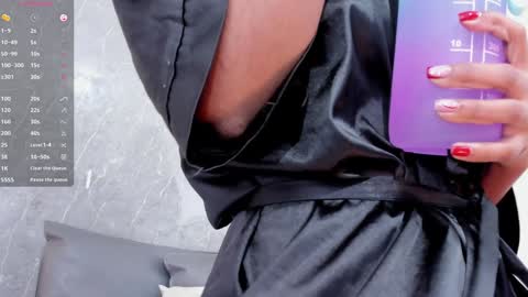         online show from February 2025 05:37:01 PM