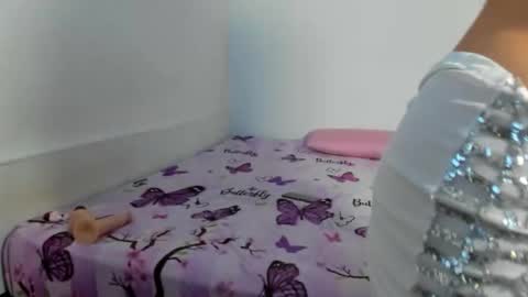 Snapshot of sophiee_veryhot chatting on November 2025 08:54:01 PM sophiee veryhot online show from November 2025 08:54:01 PM