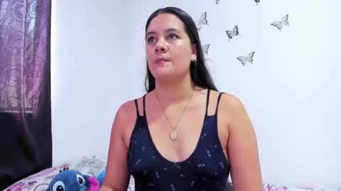 Snapshot of sophieewoods chatting on February 2025 04:14:02 PM Sophie Woods online show from February 2025 04:14:02 PM