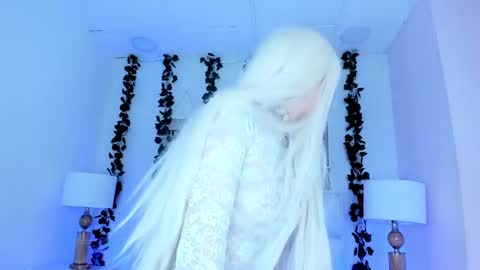 Snapshot of sophiehill_gh chatting on January 2025 10:26:01 PM SOPH  online show from January 2025 10:26:01 PM