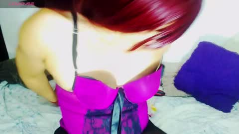 sophiehillsxo online show from June 2026 05:21:02 AM
