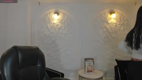 Sophie online show from February 2026 11:25:01 PM