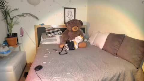 SofiTrans21 online show from February 2025 12:16:01 AM