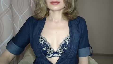 Sophiemisss online show from February 2026 12:30:02 PM
