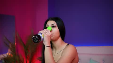  Sophie  online show from January 2026 06:53:01 PM