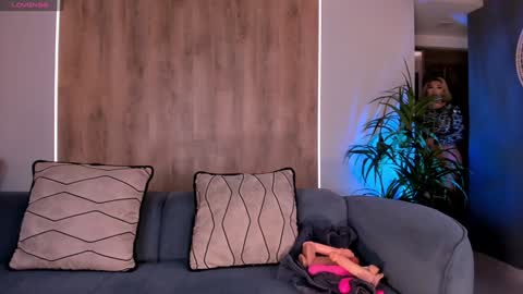 Sophie  Palmer online show from January 2025 01:12:02 PM