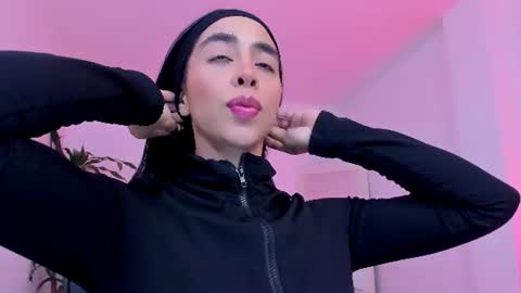 sophierooy online show from July 2026 03:11:01 AM