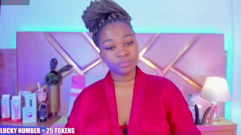 Sophie online show from March 2026 12:52:01 PM