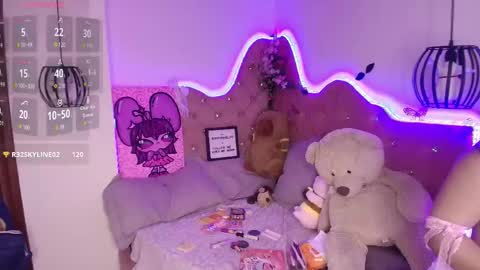   Sophie  online show from October 2025 10:42:01 PM