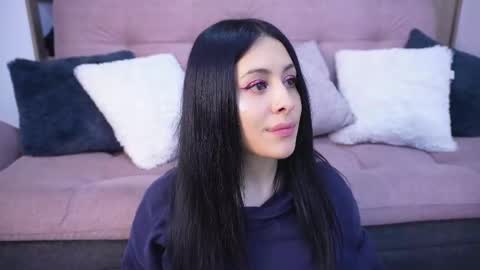 Sophiie online show from February 2026 05:04:01 AM