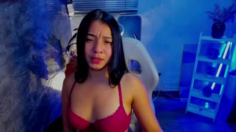 Sophy  online show from April 2026 03:38:01 AM