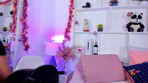 Sophy online show from December 2024 02:09:01 AM