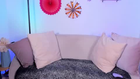 Snapshot of soulmate_aura chatting on September 2025 07:04:01 PM Soul Aura online show from September 2025 07:04:01 PM