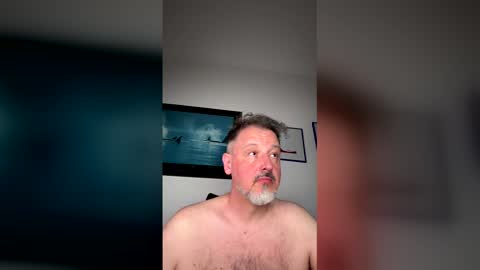 Snapshot of soundshark1974 chatting on May 2026 09:45:01 PM Soundshark online show from May 2026 09:45:01 PM