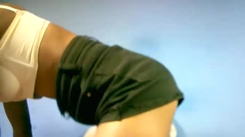 sourayaa online show from February 2026 07:07:01 PM