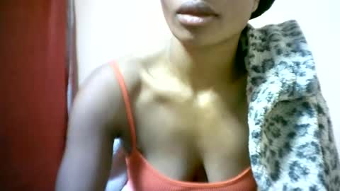 Snapshot of sourayaa chatting on June 2026 05:32:02 AM sourayaa online show from June 2026 05:32:02 AM