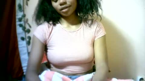 Snapshot of sourayaa chatting on June 2026 05:00:01 PM sourayaa online show from June 2026 05:00:01 PM