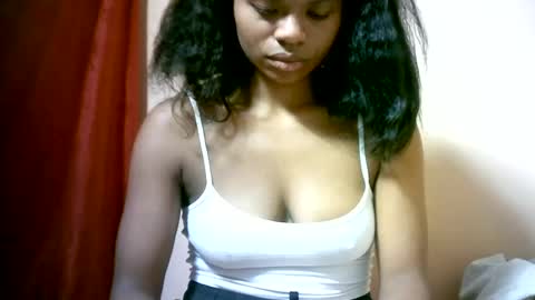 Snapshot of sourayaa chatting on July 2026 05:37:01 AM sourayaa online show from July 2026 05:37:01 AM