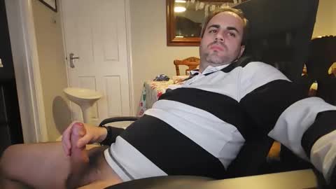 Snapshot of south_african_man_86 chatting on October 2025 12:24:02 AM south_african_man_86 online show from October 2025 12:24:02 AM