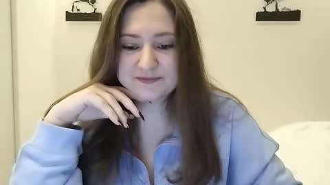 sovagloomy online show from November 2025 05:46:01 PM