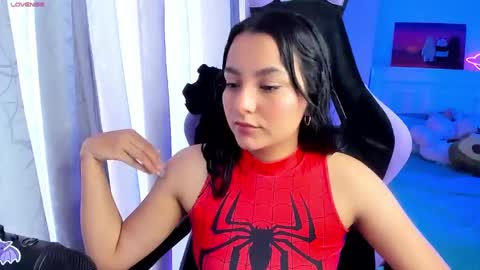 Lili online show from December 2024 09:01:01 PM