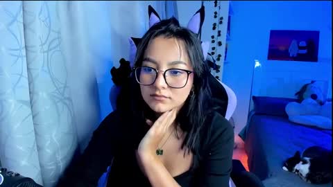 Lili online show from December 2024 10:27:02 PM