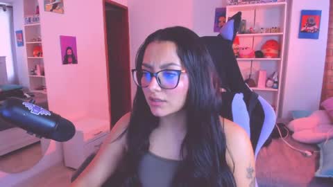 Lili online show from June 2026 04:35:02 PM
