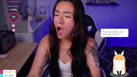 Luisa    online show from November 2025 11:27:01 PM