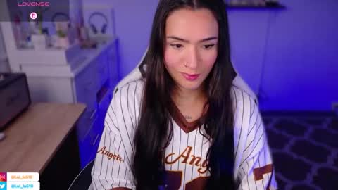 Luisa    online show from December 2025 12:15:02 AM