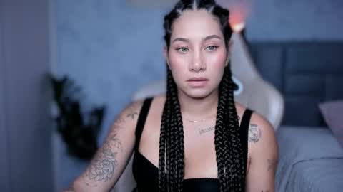 brisa  s online show from November 2025 05:58:02 PM