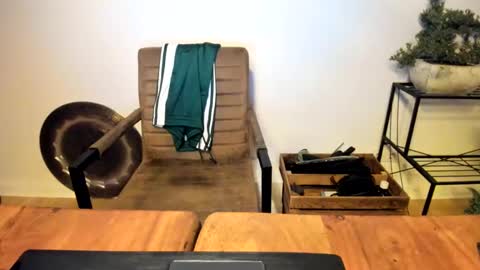 Snapshot of spacegirl42o chatting on January 2025 12:03:01 AM Spacegirl online show from January 2025 12:03:01 AM