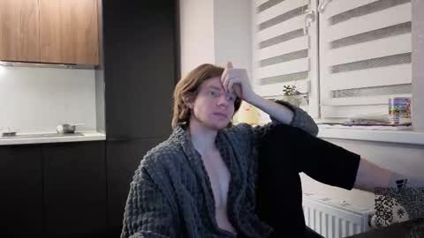 Mike online show from October 2025 01:17:02 AM