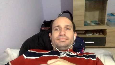 Snaiky online show from January 2026 07:18:01 PM