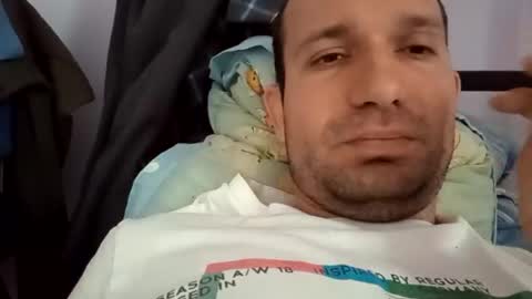 Snaiky online show from March 2026 04:02:02 PM