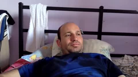 Snaiky online show from May 2026 01:07:02 PM