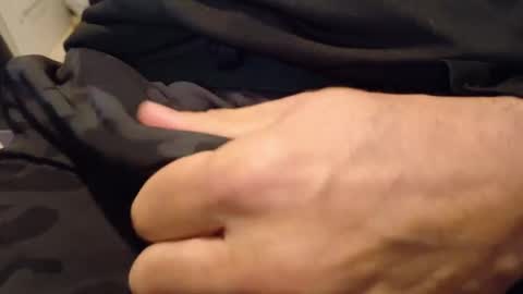 Snapshot of sparklenuts17 chatting on December 2024 02:59:02 PM sparklenuts17 online show from December 2024 02:59:02 PM