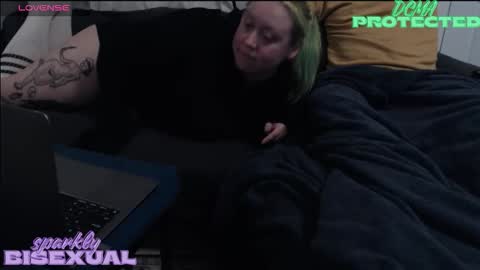 sparklybisexual online show from December 2025 06:30:02 AM