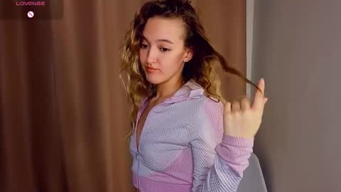 Mary online show from February 2026 03:43:01 PM