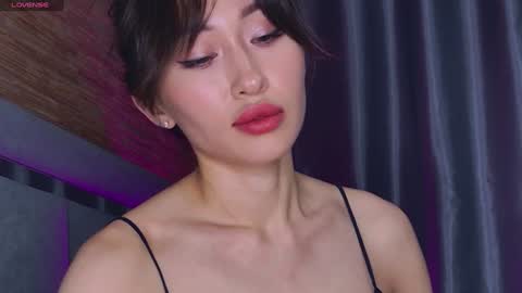 Snapshot of special_person chatting on January 2025 04:21:01 PM Nicole online show from January 2025 04:21:01 PM