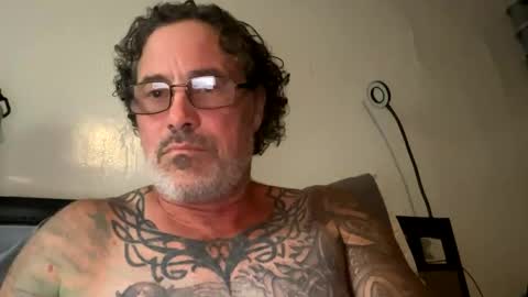 Snapshot of specter1972 chatting on November 2025 01:37:01 AM specter1972 online show from November 2025 01:37:01 AM