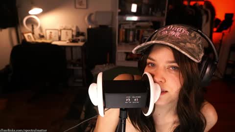 Snapshot of spectralmatter chatting on March 2026 01:23:01 AM m online show from March 2026 01:23:01 AM