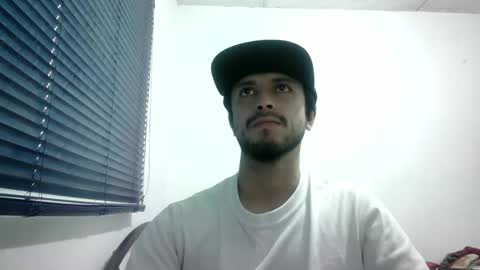 sperm_donor94 online show from October 2025 05:00:01 PM