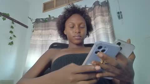 Smiles online show from October 2025 09:16:01 AM