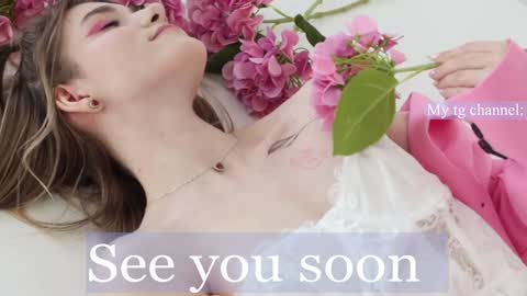 your sweet Jessy online show from December 2024 04:00:02 PM