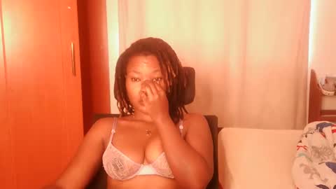 Snapshot of spicy_kerrine chatting on March 2025 07:41:01 AM Spicy kerrine online show from March 2025 07:41:01 AM