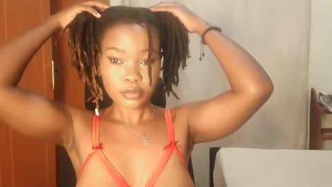 Snapshot of spicy_kerrine chatting on March 2025 11:07:01 PM Spicy kerrine online show from March 2025 11:07:01 PM