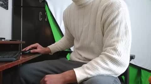 Marco. When Im offline you can view premium content in bio online show from November 2025 10:04:01 AM